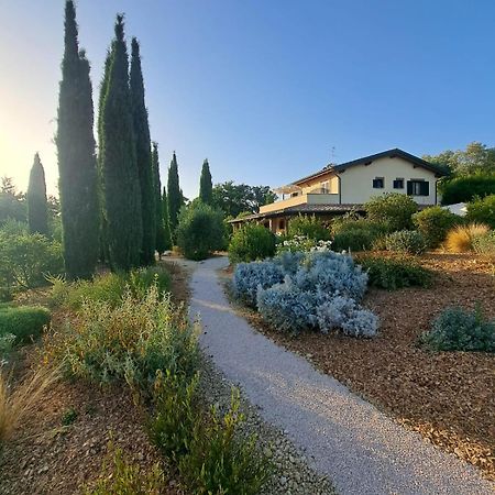 Casale Terre Rosse Bed & Breakfast Saturnia Ngoại thất bức ảnh